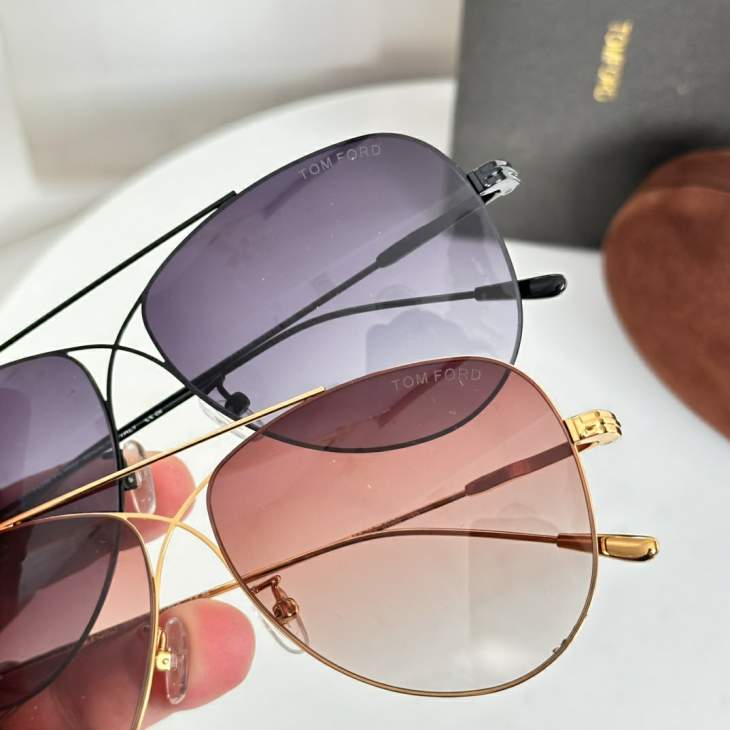 Picture of Tom Ford Sunglasses _SKUfw77644336fw